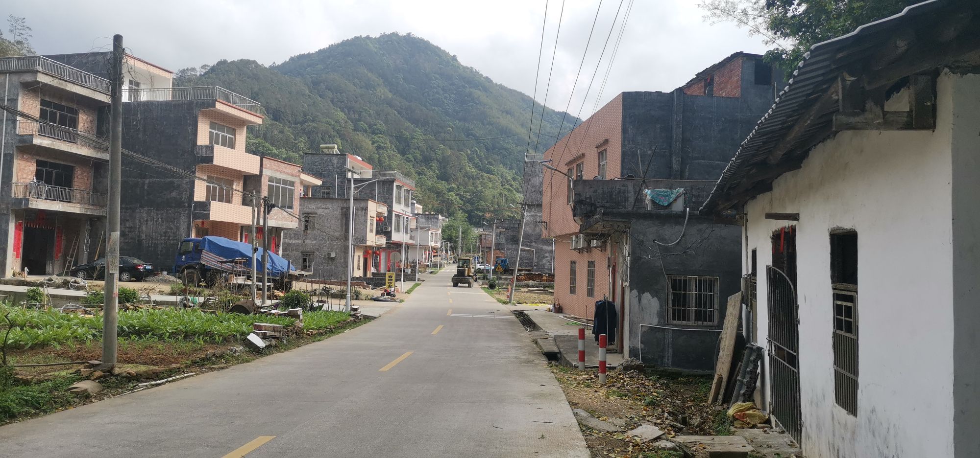 茂名市信宜市六零三县道