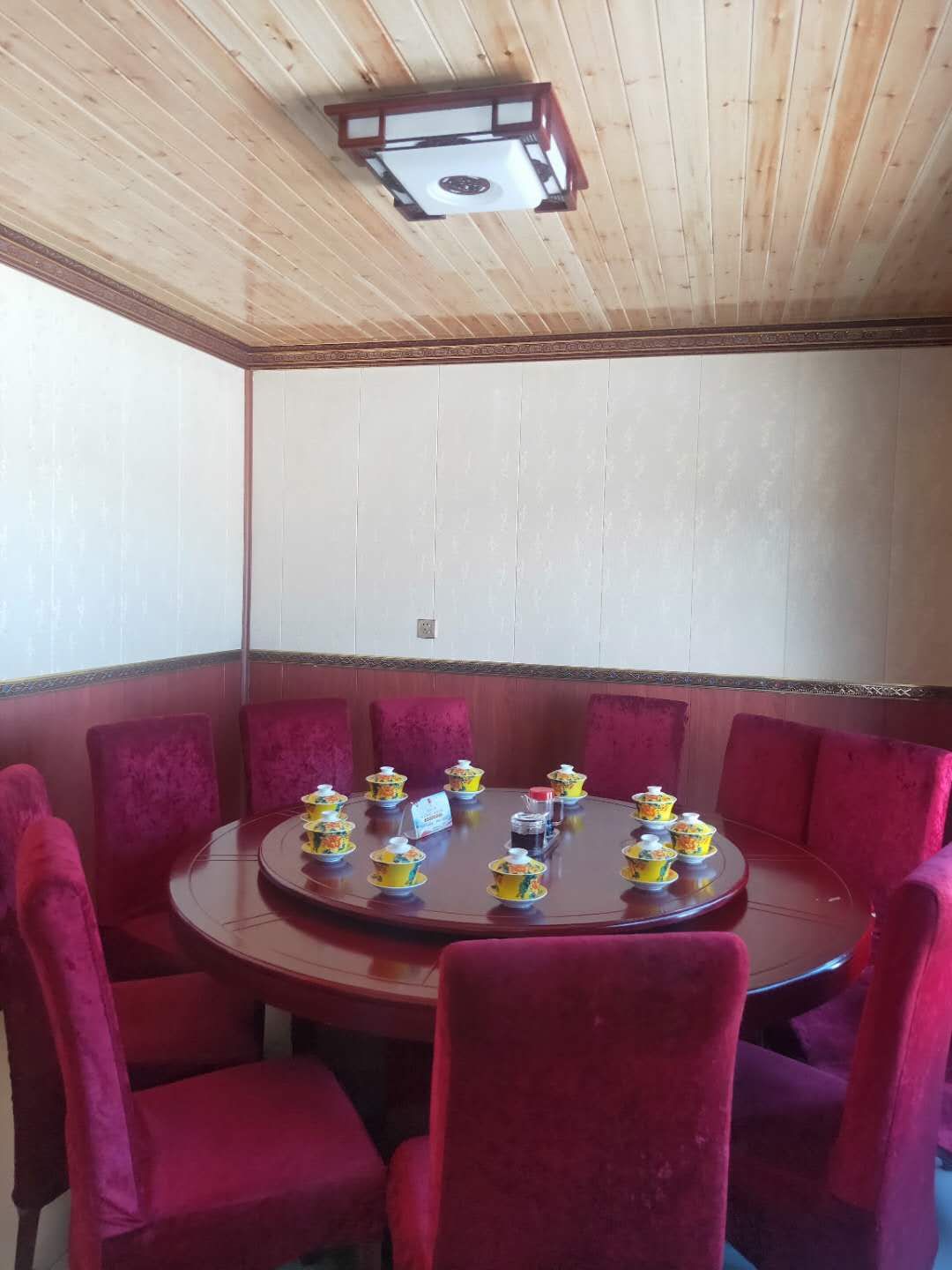 明古道餐厅